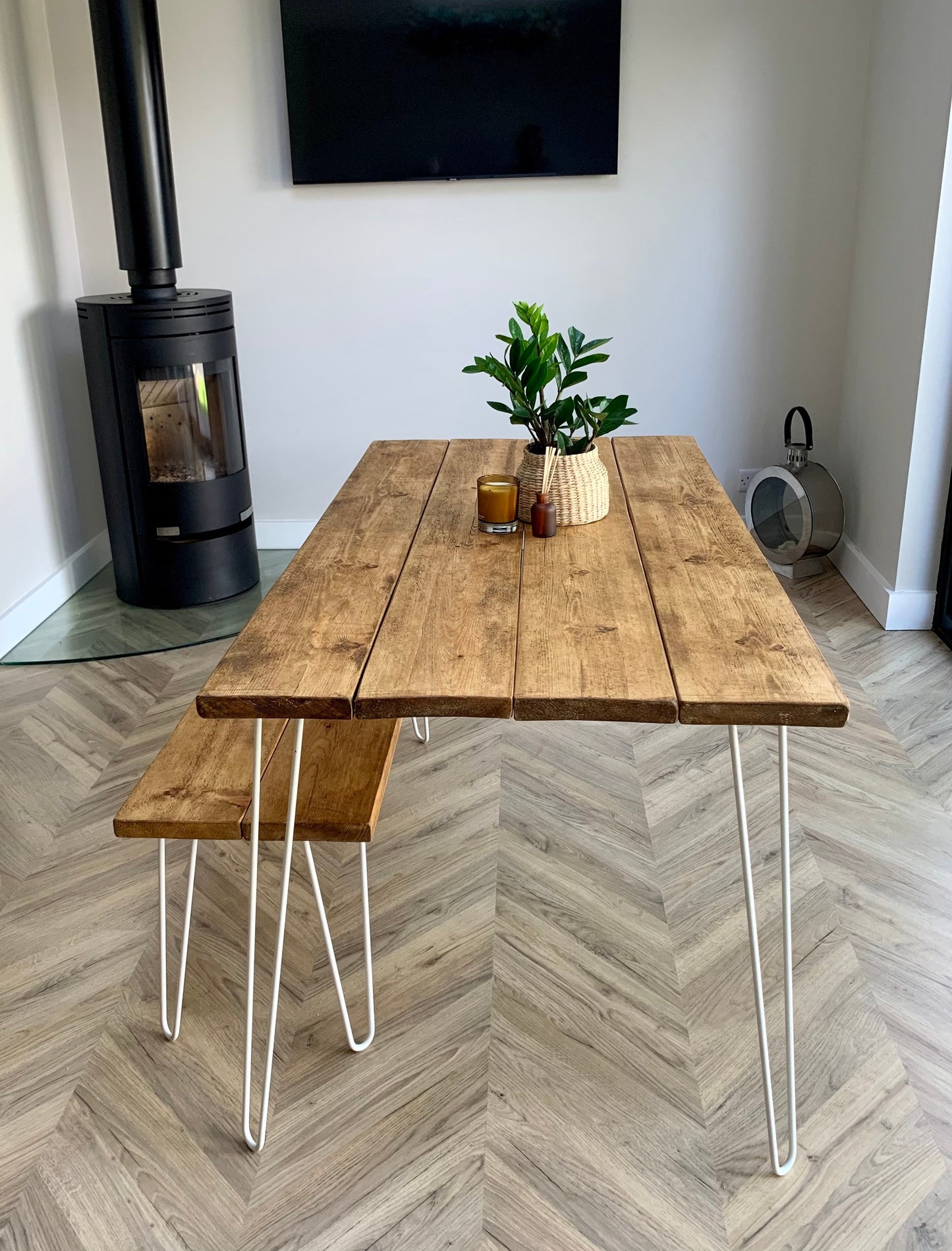 Dining Table - White Hairpin legs